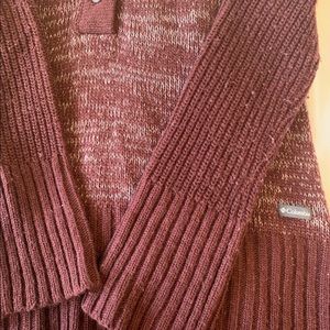 Women’s Columbia Pullover Sweater - Medium